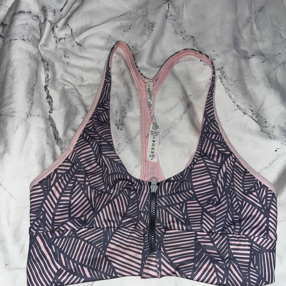 Lululemon Cool To Street Zipper Sports Bras